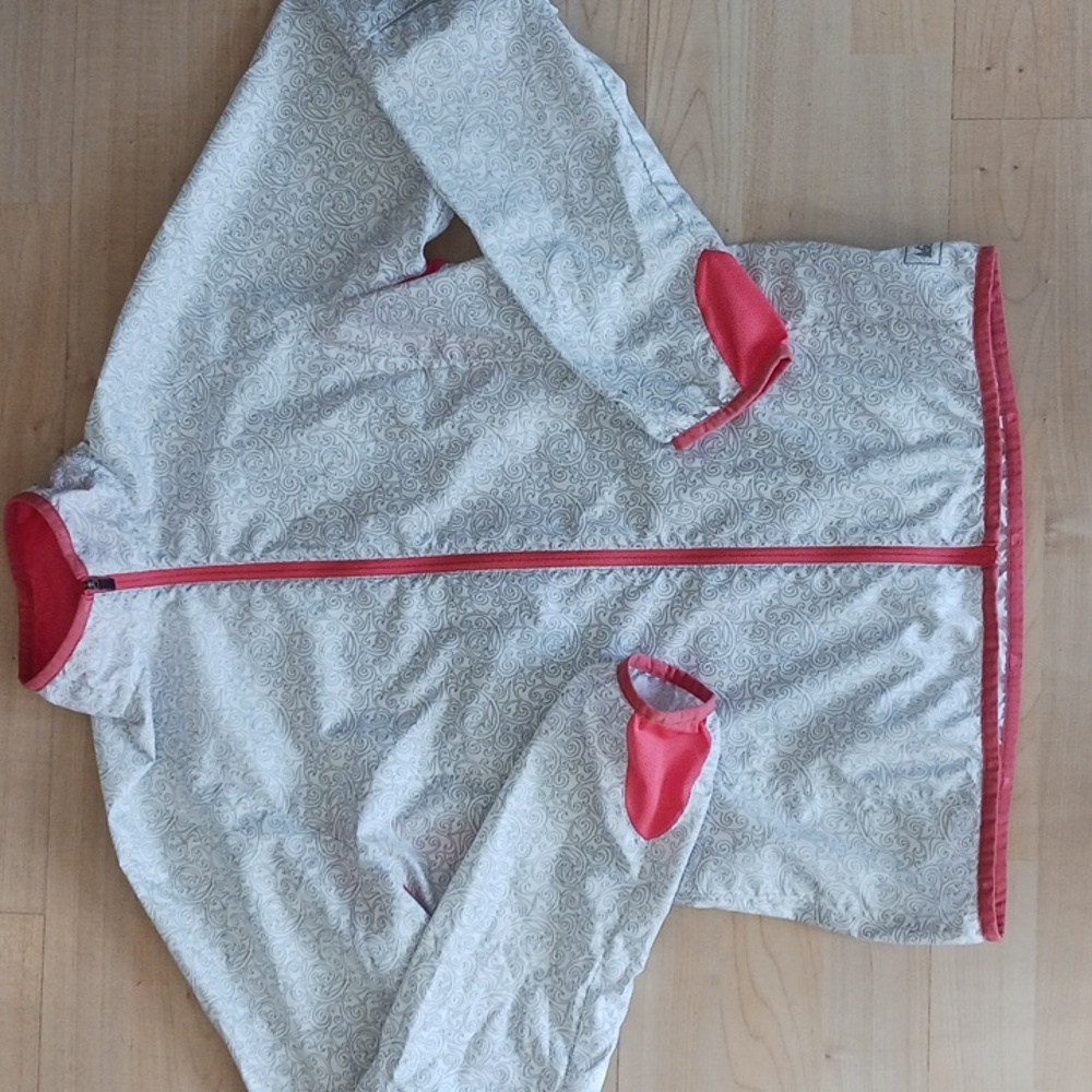 REI women's light wind cycling jacket